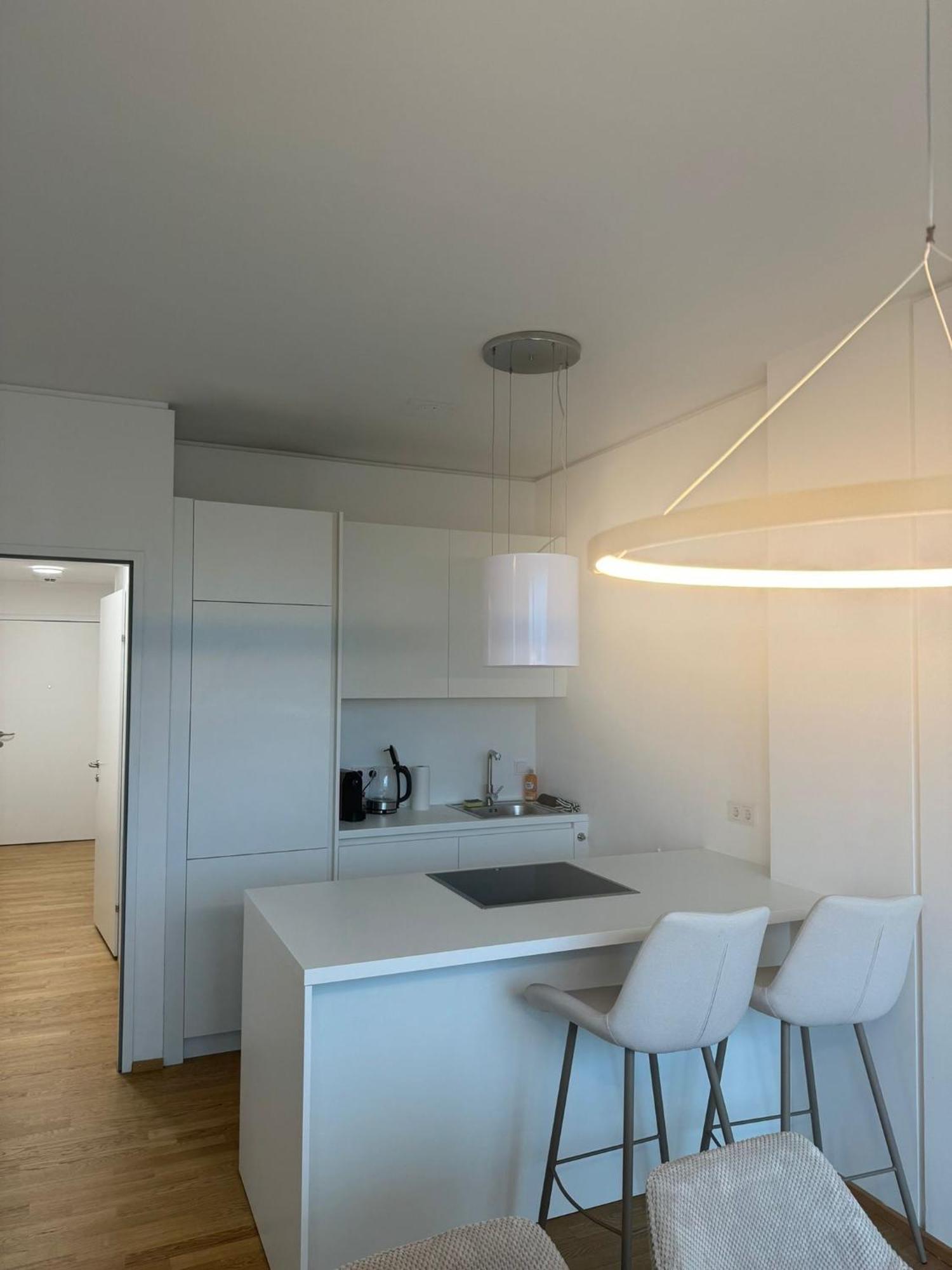 Skyline Suite - Schick Ueber Wien 外观 照片
